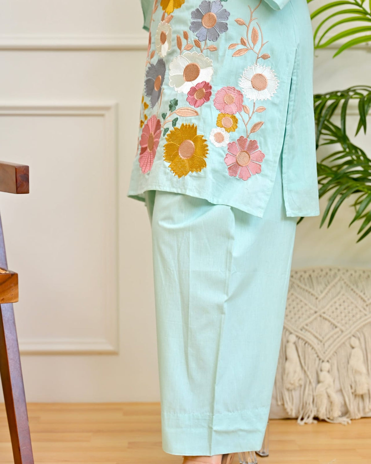 Mint Green Floral Embroidered Kurta Pant Set