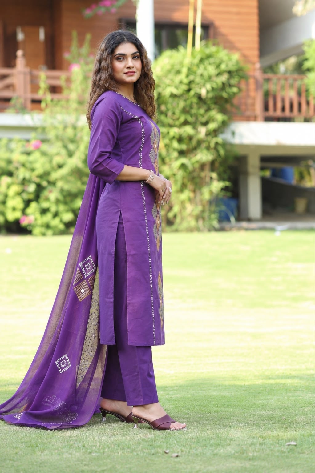 Purple Embroidered Kurta Pant Set With Dupatta For Women